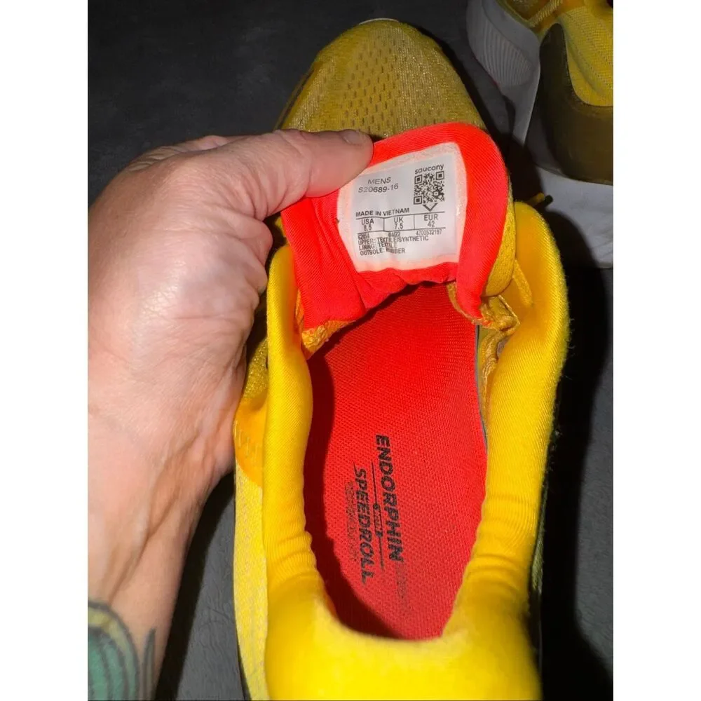 Saucony men’s size